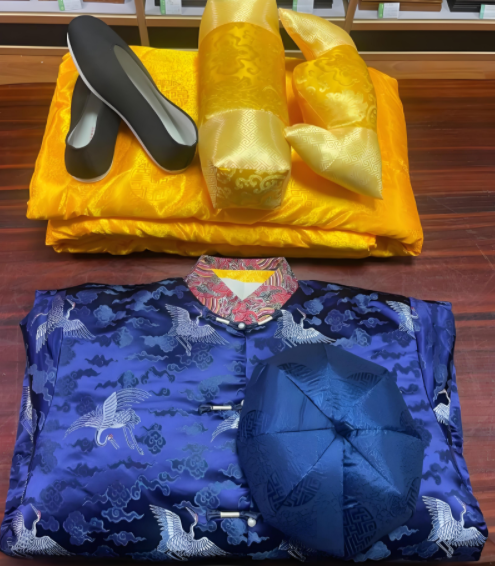 南昌花圈寿衣出售